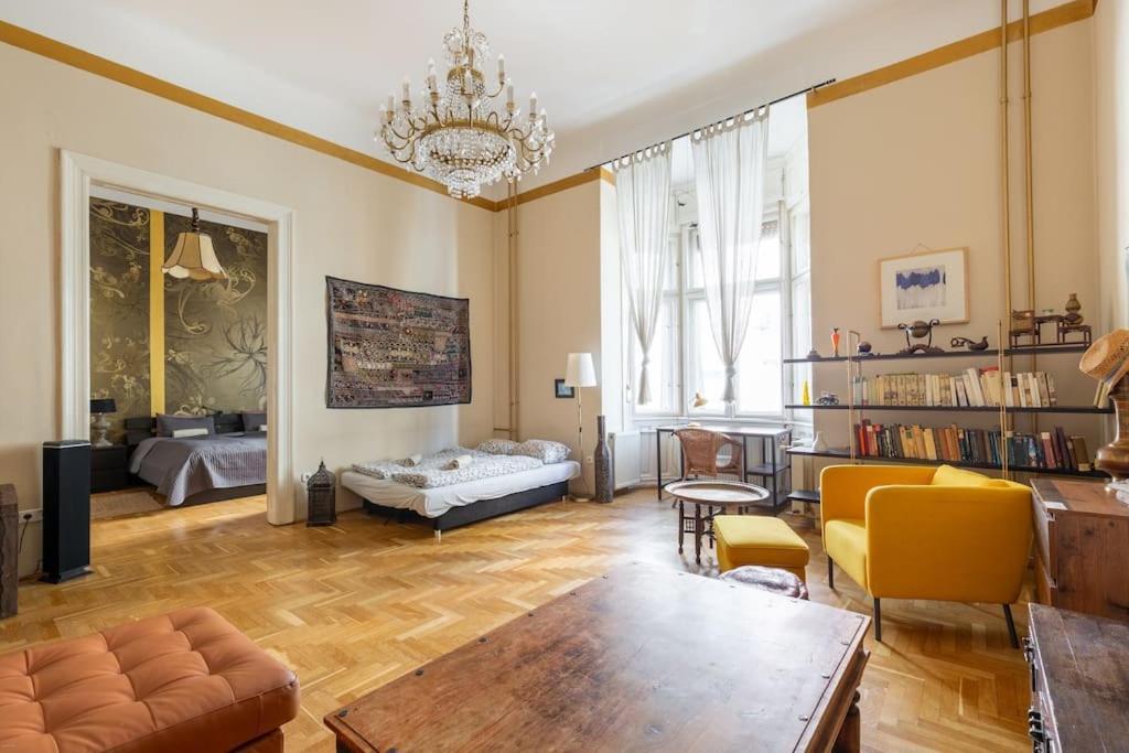Bourgeois Boheme Apt. 88 M² City Center Budapest Esterno foto