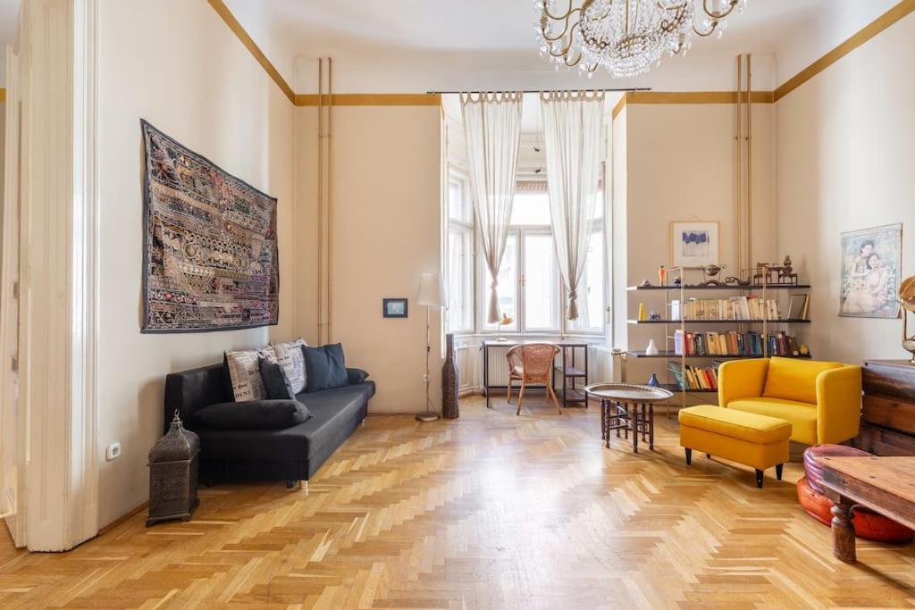 Bourgeois Boheme Apt. 88 M² City Center Budapest Esterno foto