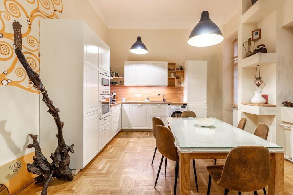 Bourgeois Boheme Apt. 88 M² City Center Budapest Esterno foto
