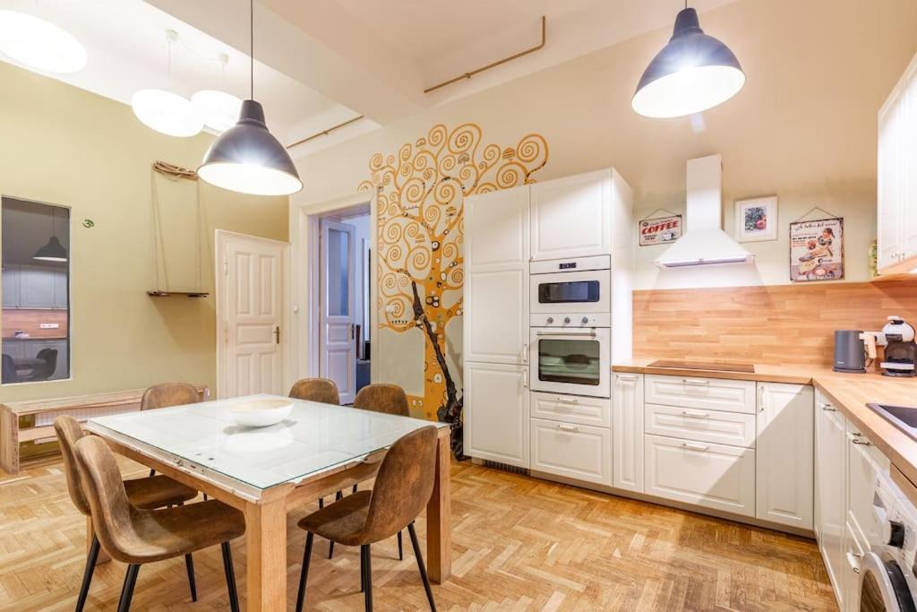 Bourgeois Boheme Apt. 88 M² City Center Budapest Esterno foto